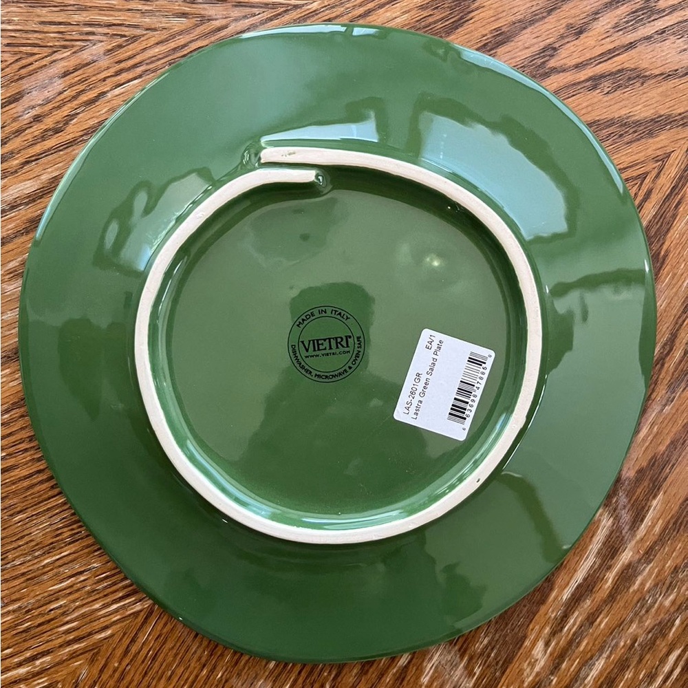 Vietri Salad Plate Made in Italy - Picture 2 of 3